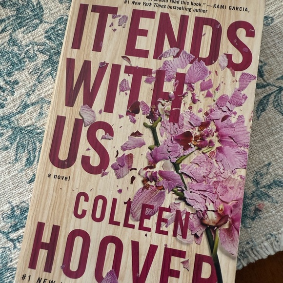 Other - Colleen Hoover book
